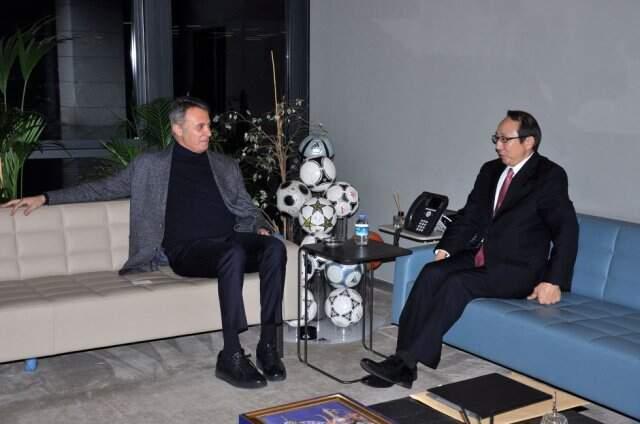 Japonya İstanbul Başkonsolosu Nishimaki'den Fikret Orman'a Ziyaret