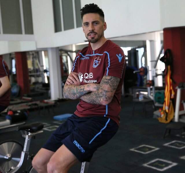 Trabzonspor'un Arjantinli Oyuncusu Jose Sosa'nın Dalya Heyecanı