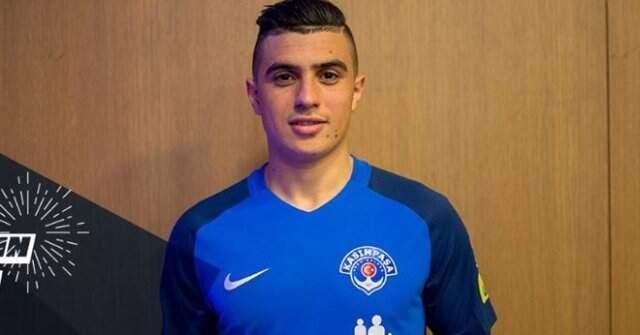 Ünlü Futbolcu Karim Hafez'in Ceyda Ersoy'a Gönderildiği İddia Edilen Mesajları İnternete Sızdı
