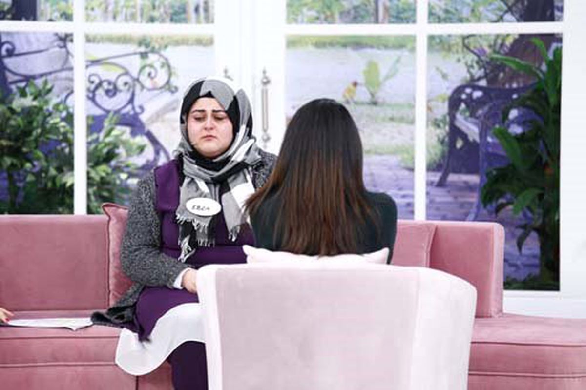 Babası Tarafından Zorla Evlendiren Genç Kadın, Canlı Yayında İsyan Etti: Ben Yaşadım, Kardeşlerim Yaşamasın