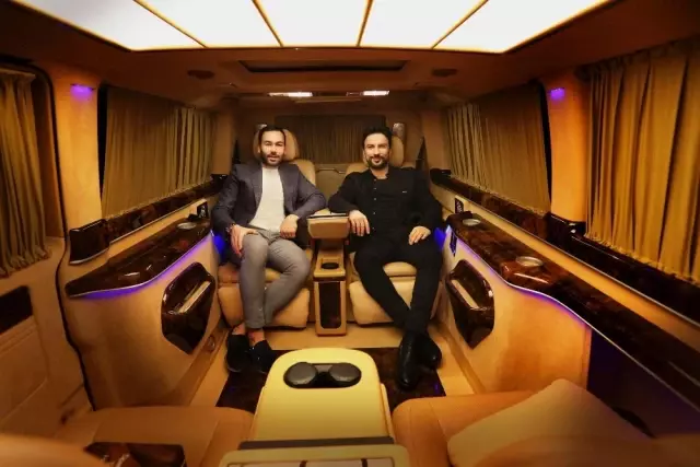 İşte Tarkan'ın Minibüsü İşte Tarkan'ın Minibüsü
