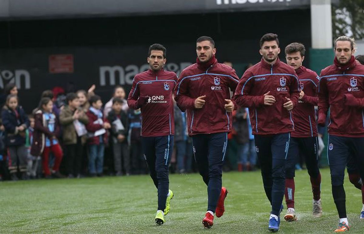 Trabzonspor'da Sakatlığını Atlatan Jose Sosa Galatasaray Maçının Kadrosuna Alındı