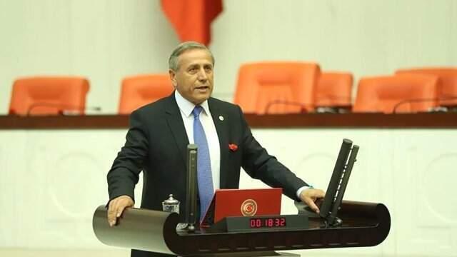 CHP'nin Tartışmalı Adayı Mehmet Fatih Bucak, Aday Tanıtım Toplantısında Sahneye Çıkmadı