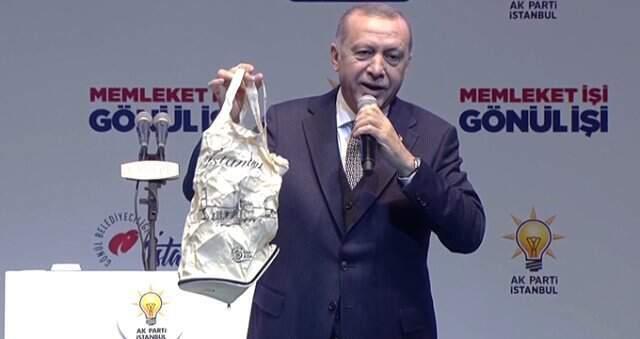 Cumhurbaşkanı Erdoğan, AK Partinin Seçmenlere Dağıtacağı Ürünü Bizzat Tanıttı