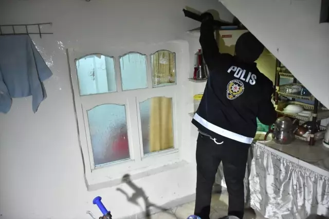 Güncelleme - Gaziantep'te 'Torbacı' Operasyonu Güncelleme - Gaziantep'te 'Torbacı' Operasyonu