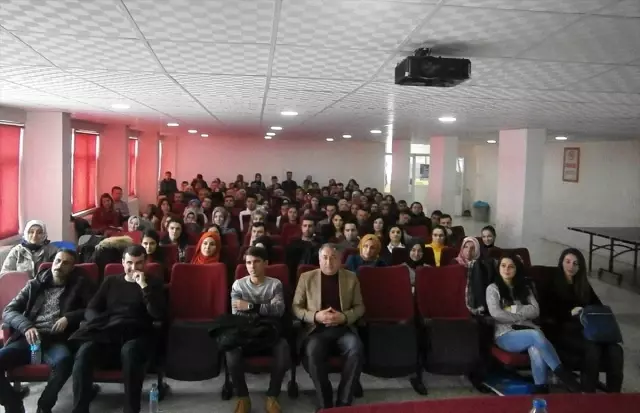 Kaymakam Özkan, Aday Öğretmenlerin Seminerine Katıldı