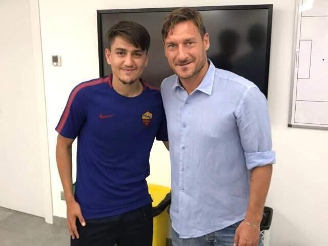 Milli Oyuncu Cengiz Ünder Hayalini UEFA'ya Açıkladı