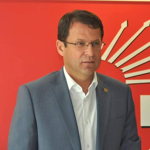 Refik Eryılmaz Kimdir?