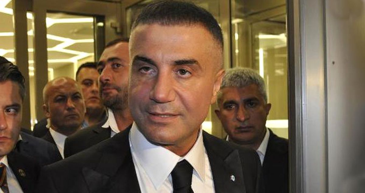 Sedat Peker, Şarkıcı Küçük Onur'un Nişan Yüzüğünü Taktı