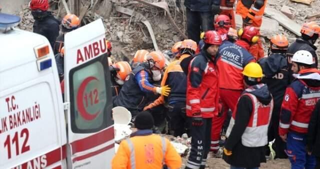 Son Dakika! Bakan Kurum Duyurdu: Kartal'da Riskli 8 Bina Yıkılacak
