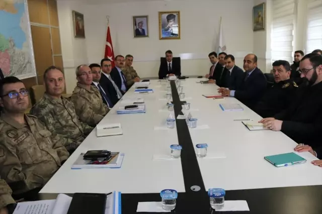 Bitlis'te Seçim Güvenliği Toplantısı