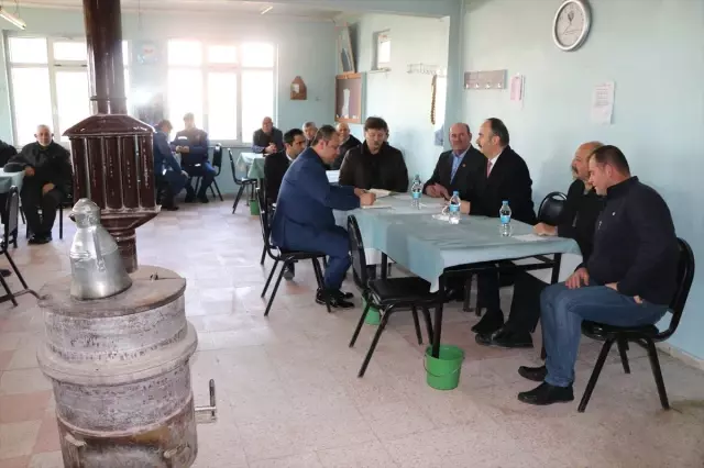 Ceviz Ormanları Köylüye Gelir Getirmeye Devam Ediyor