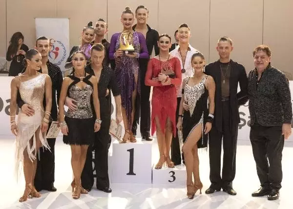 Dans Sporu Bilgi Türkiye Şampiyonası'nda Dansçılar Performanslarıyla Büyüledi