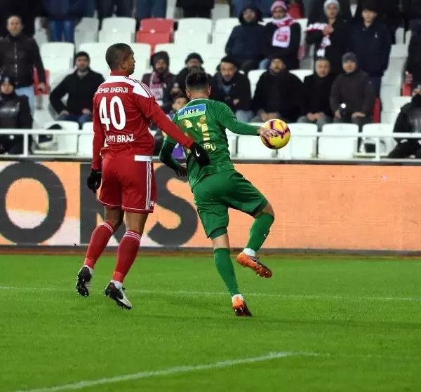 Demir Grup Sivasspor - Akhisarspor: 2-1 Demir Grup Sivasspor - Akhisarspor: 2-1