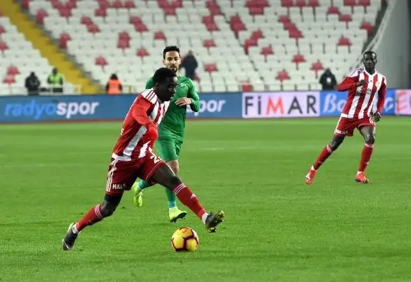 Demir Grup Sivasspor - Akhisarspor: 2-1 Demir Grup Sivasspor - Akhisarspor: 2-1