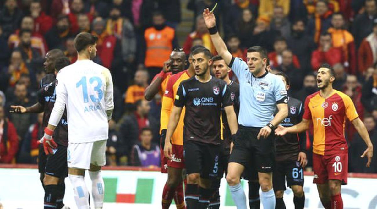 Galatasaray - Trabzonspor Maçının Hakemi Ümit Öztürk'ün Raporu Ortaya Çıktı