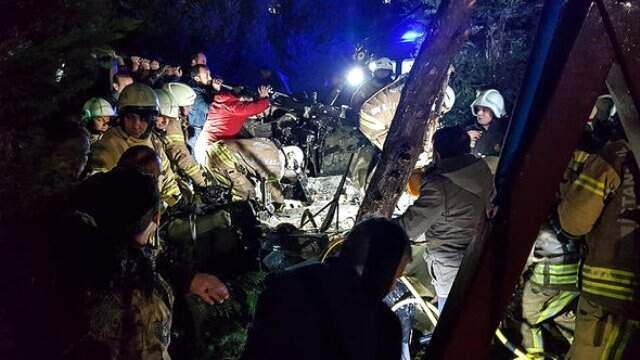 İşte İstanbul'da Askeri Helikopterin Düştüğü Yerden İlk Fotoğraflar