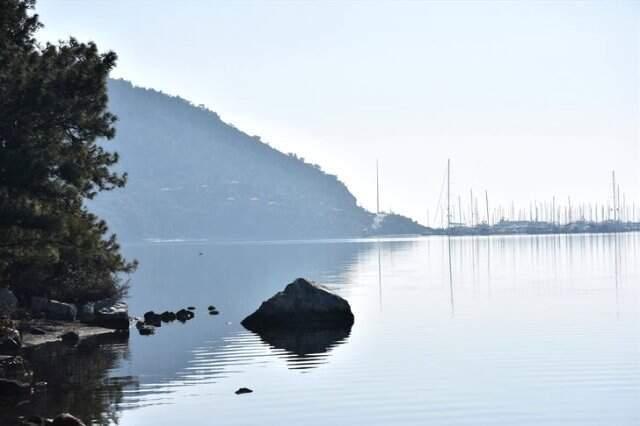 Marmaris'te Deniz 5 Metre Çekilince Akıllara 'Deprem mi Olacak' Sorusu Geldi