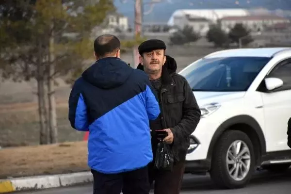 Otomobil ile Tır Çarpıştı: 1 Ölü, 2 Yaralı