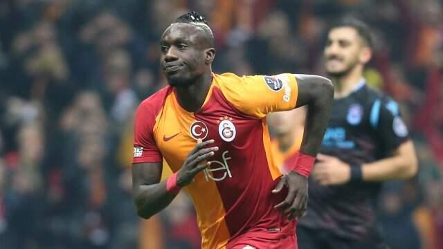 Rıdvan Dilmen: Diagne Faydalı Santfor ama Çok İyi Futbolcu Değil