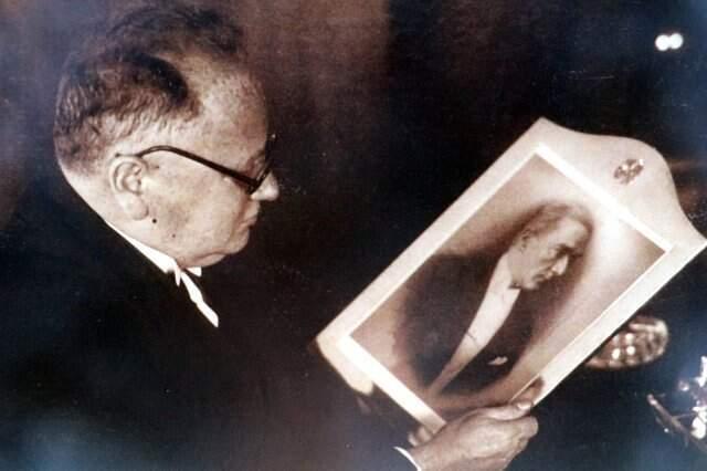 Suikaste Kurban Giden Rusya'nın Ankara Büyükelçisi Karlov'un, Atatürk Hayranı Olduğu Ortaya Çıktı