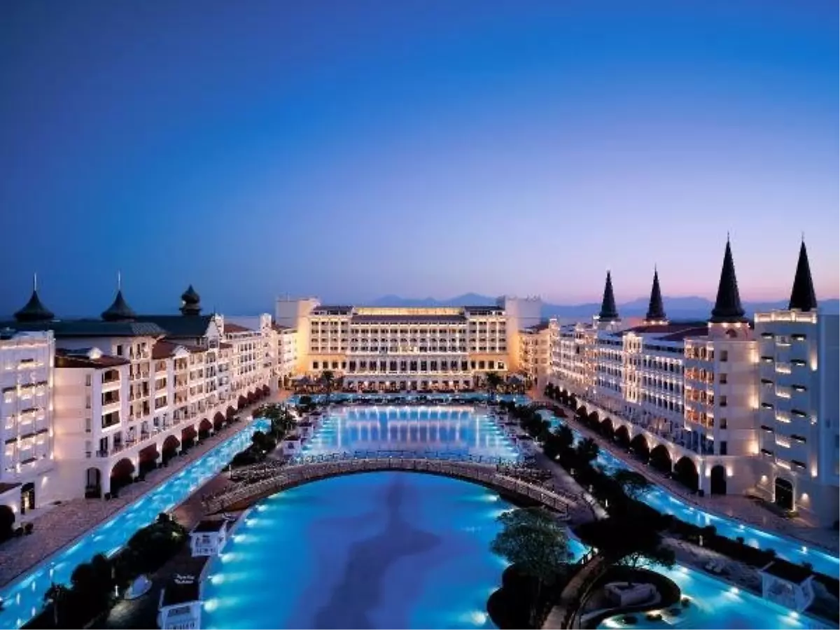 Titanic Mardan Palace, 25 Nisan'da Kapılarını Açıyor