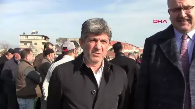 Bursa Karacabey'de Su Baskını Yaşanan Bölgelerde İnceleme Bursa Karacabey'de Su Baskını Yaşanan Bölgelerde İnceleme