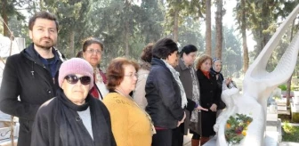 Kadın Adaylar, Özgecan'ı Mezarı Başında Andı