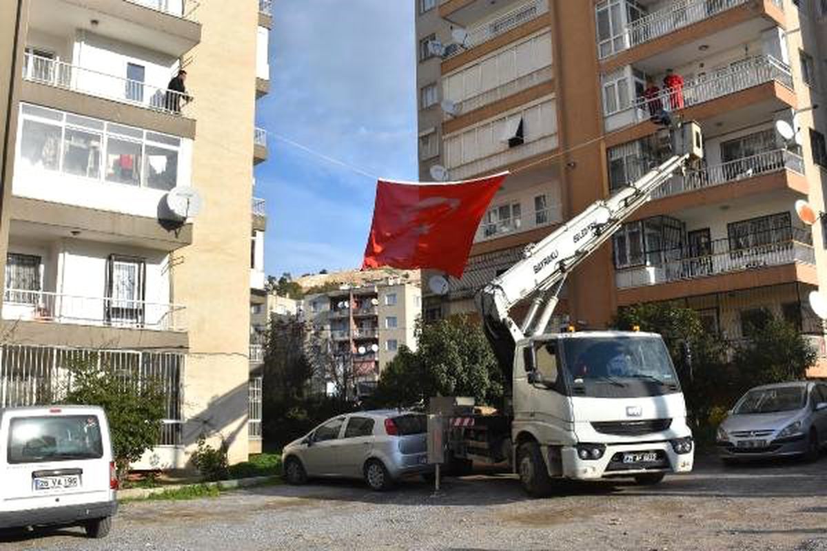 Şehit Pilot Yüzbaşı Özerli'nin Baba Ocağında Yas Var