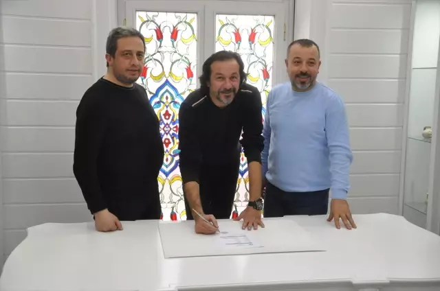 Afjet Afyonspor, Yusuf Şimşek ile Anlaştı Afjet Afyonspor, Yusuf Şimşek ile Anlaştı