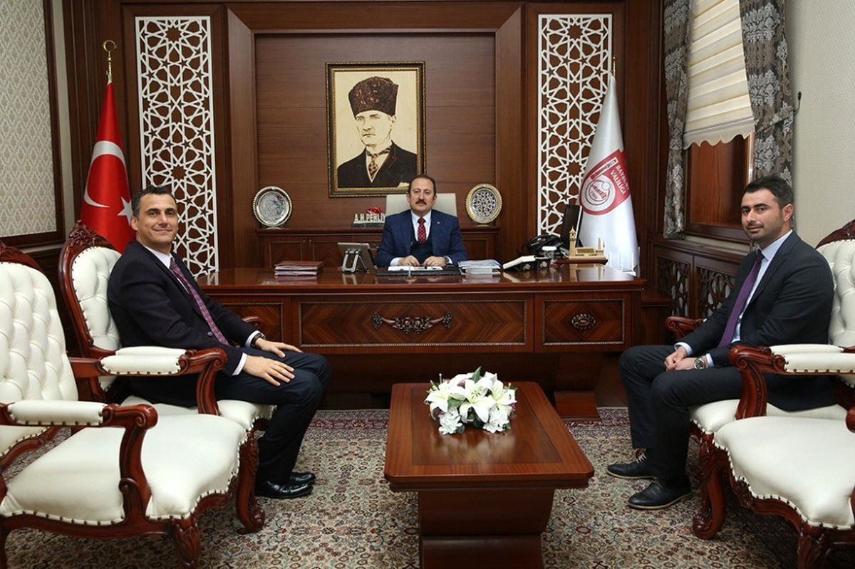 Aksa Doğalgaz Gümüşhane - Bayburt Bölge Müdürü Yavuz Vali Pehlivan'ı Ziyaret Etti