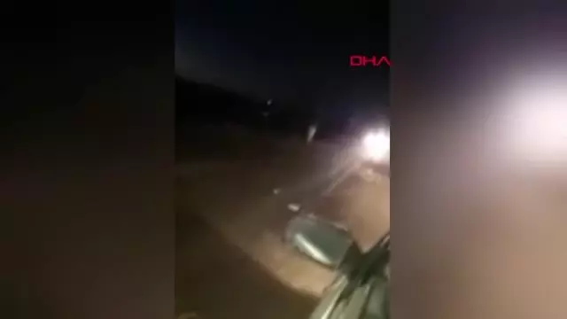 Dha Dış - İran'da Devrim Muhafızlarını Taşıyan Otobüse Canlı Bomba Saldırısı 20 Ölü Dha Dış - İran'da Devrim Muhafızlarını Taşıyan Otobüse Canlı Bomba Saldırısı 20 Ölü