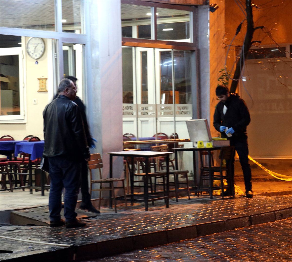 İzmir'de Silahlı Saldırı
