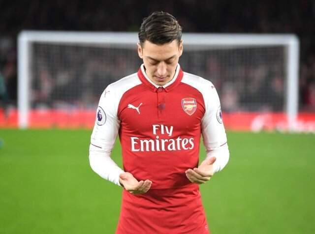 Mesut Özil'den Payitaht: Abdülhamid Mesajı: Biz Türkler Tarihine Aç Bir Toplumuz