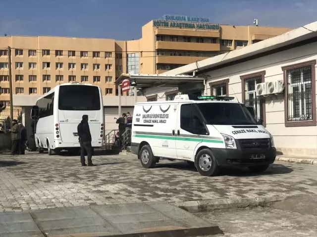 Şanlıurfa'da Yıkılan Duvarın Altında Kalan Çocuk Öldü