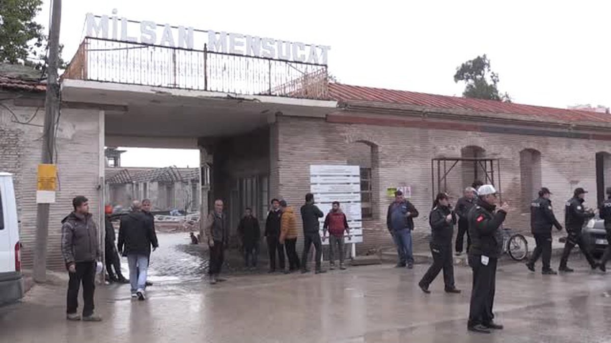 Restorasyonu Yapılan Müzenin Duvarı Çöktü (3)
