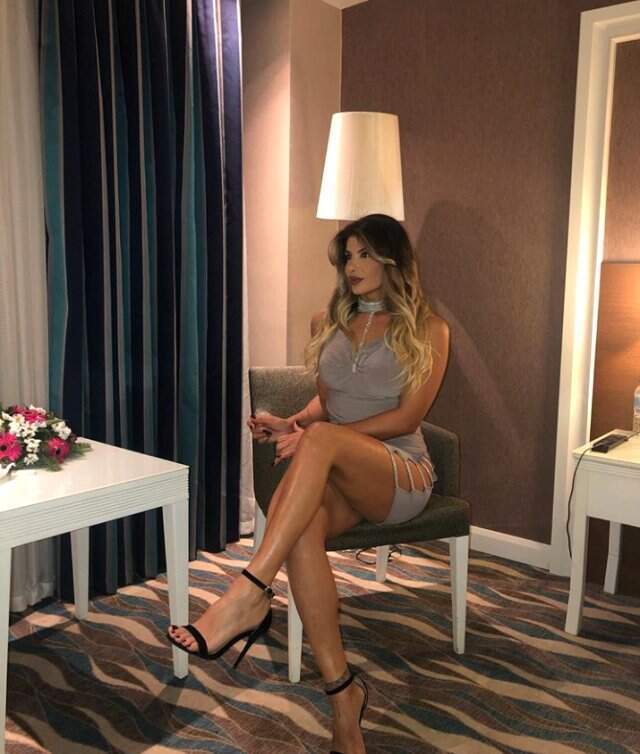 Şarkıcı Hatice, Sevgililer Günü'ne Özel Hamamdan Video Paylaştı