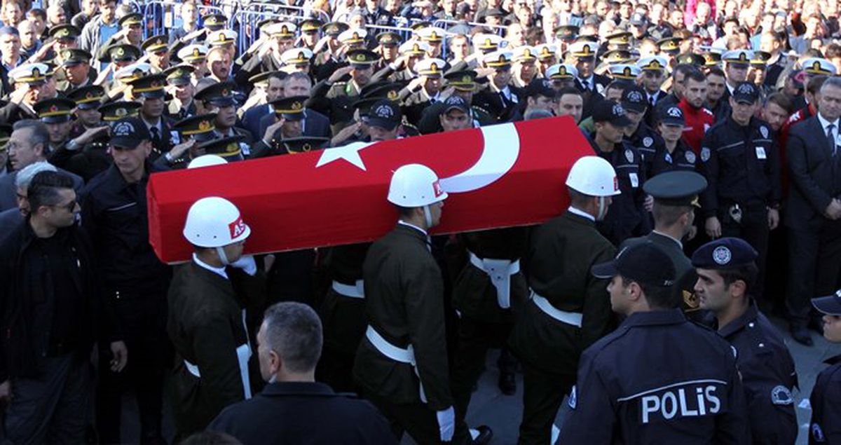 Şehit Nişanlısı, 'Acı ve Istırap Çekiyorum' Diye Açtığı Tazminat Davasını Kazandı