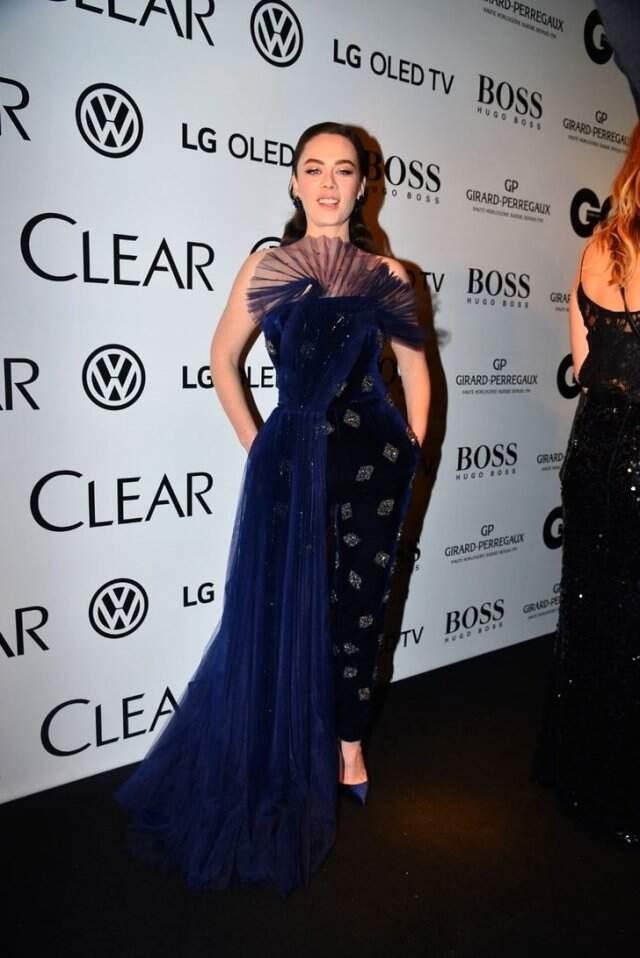 Şeyma Subaşı ve Hazal Filiz Küçükköse Ödül Töreninde Pişti Oldu