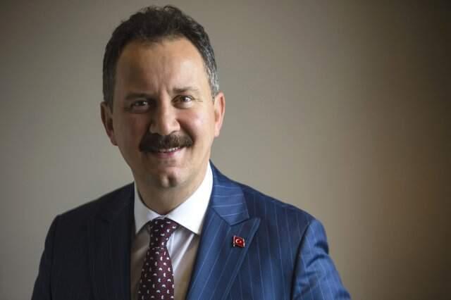 AK Partili Belediye Başkan Adayı CHP'nin Sloganının İnternet Sitesini Satın Aldı