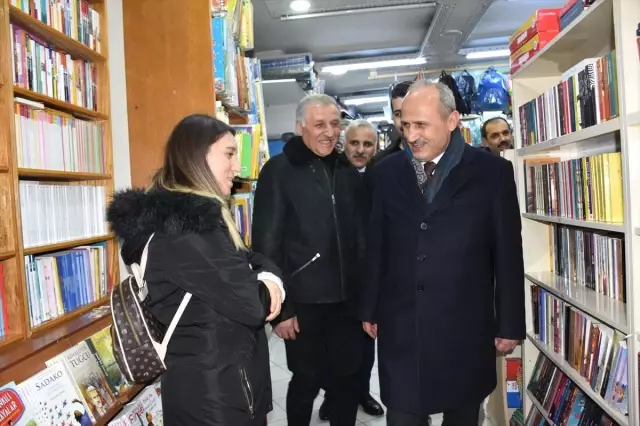 Bakan Turhan'dan Trabzon Valiliğine Ziyaret Bakan Turhan'dan Trabzon Valiliğine Ziyaret