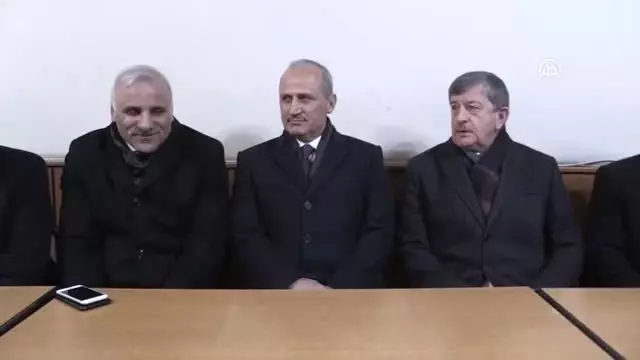 Bakan Turhan, Esnaf Ziyaretinde Bulundu Bakan Turhan, Esnaf Ziyaretinde Bulundu