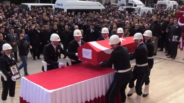 Rehine Olayında Şehit Olan Polis İçin Tören Yapıldı