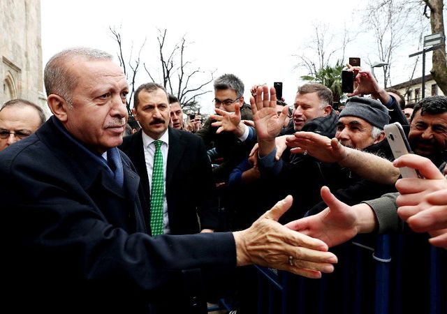 Göründüğü Gibi Olan Gücünü Milletten Alan