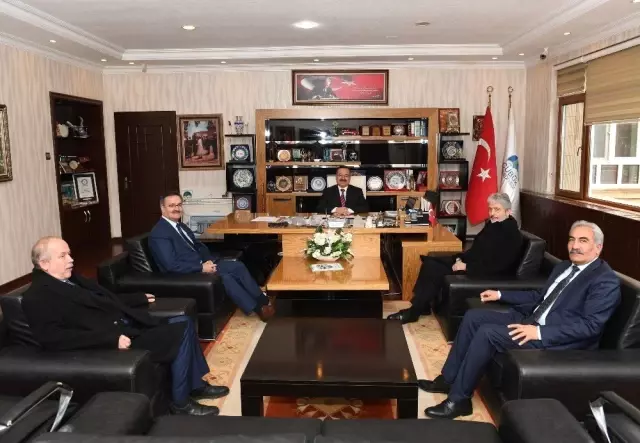 Ankara Büyükşehir Belediye Başkanı Tuna'dan, Birlik Beraberlik Mesajı