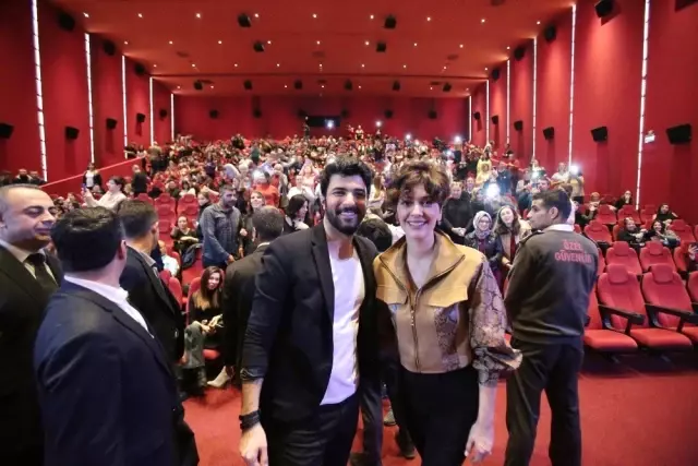İzmir Optimum'da Duygu Dolu Gala İzmir Optimum'da Duygu Dolu Gala
