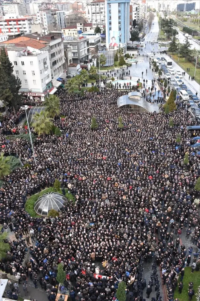Ozan Arif Son Yolculuğuna Uğurlandı