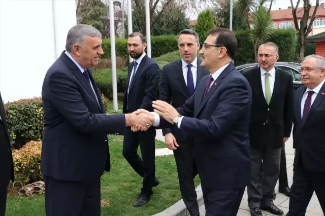Sadece Bireyler, Kurumlar Yarışmıyor, Kentler de Yarışıyor