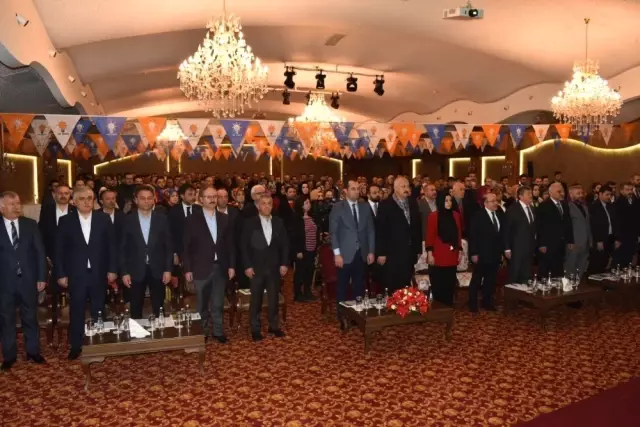 Ulaştırma ve Altyapı Bakanı Turhan, Yapımı Süren Kanuni Bulvarı'nda İncelemelerde Bulundu Ulaştırma ve Altyapı Bakanı Turhan, Yapımı Süren Kanuni Bulvarı'nda İncelemelerde Bulundu