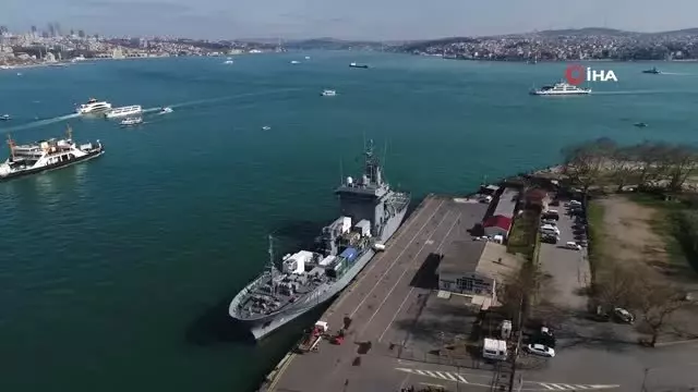 Alman Askeri Gemisi Sarayburnu'na Demirledi...dev Gemi Havadan Görüntülendi